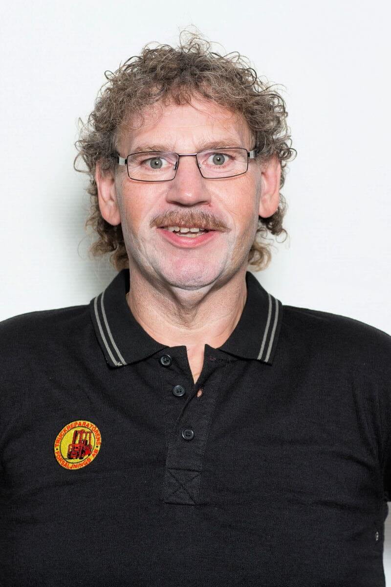 Rickard Truckreparatören - verkstadschef Rickard Truckreparatören - verkstadschef